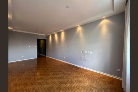 Apartamento à venda com 114m², 3 quartos e sem vaga Apartamento à venda com 114m², 3 quartos e sem vagaSala