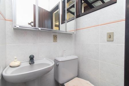 Casa à venda com 273m², 3 quartos e 4 vagasBanheiro Social 2