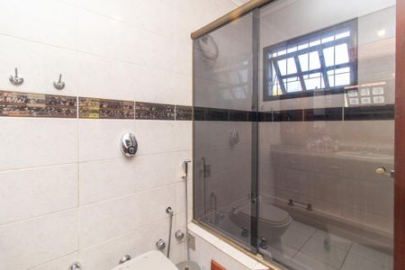 Casa à venda com 273m², 3 quartos e 4 vagasBanheiro do Quarto 3