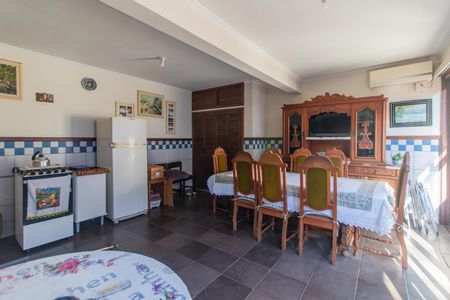 Casa à venda com 273m², 3 quartos e 4 vagasChurrasqueira