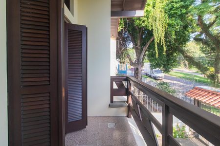 Casa à venda com 273m², 3 quartos e 4 vagasVaranda