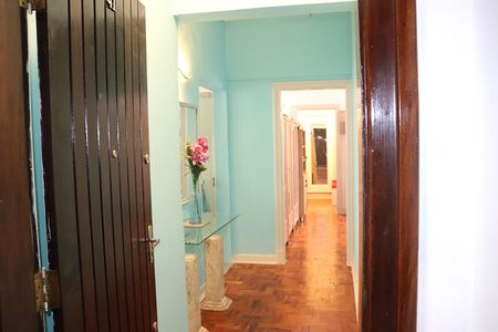 Apartamento à venda com 105m², 2 quartos e sem vagaEntrada