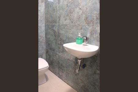 Apartamento à venda com 105m², 2 quartos e sem vagaBanheiro Social