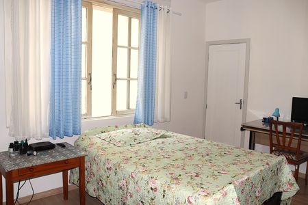 Apartamento à venda com 105m², 2 quartos e sem vagaDormitório - Suíte