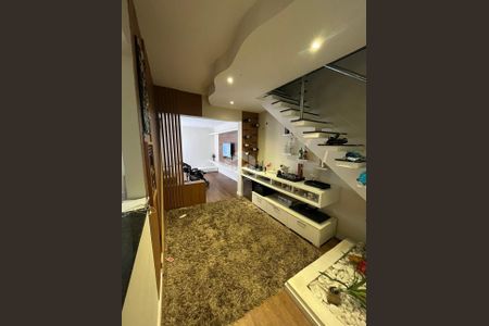 Casa à venda com 3 quartos, 200m² em Aricanduva, São Paulo