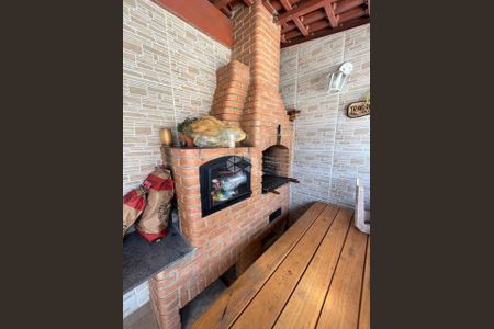 Casa à venda com 3 quartos, 200m² em Aricanduva, São Paulo