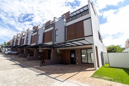 Casa à venda com 173m², 4 quartos e 3 vagasFachada