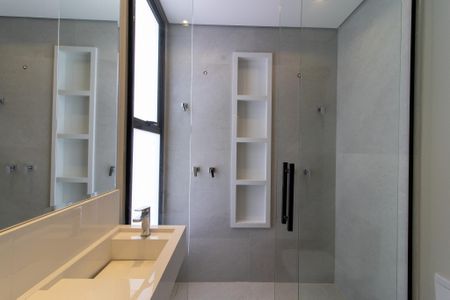 Casa à venda com 173m², 4 quartos e 3 vagasBanheiro da Suíte