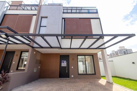 Casa à venda com 173m², 4 quartos e 3 vagasFachada