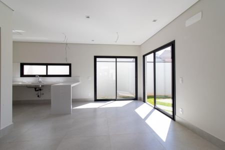 Casa à venda com 173m², 4 quartos e 3 vagasSala