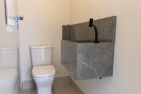 Casa à venda com 173m², 4 quartos e 3 vagasLavabo