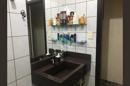 Casa à venda com 3 quartos, 240m² em Penha de França, São Paulo