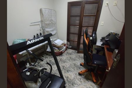 Casa à venda com 3 quartos, 240m² em Penha de França, São Paulo