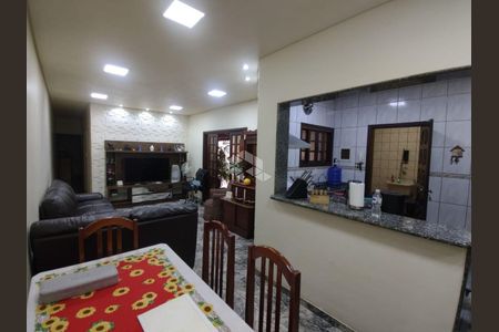 Casa à venda com 3 quartos, 240m² em Penha de França, São Paulo