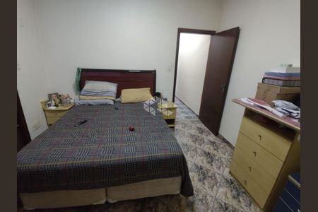 Casa à venda com 3 quartos, 240m² em Penha de França, São Paulo