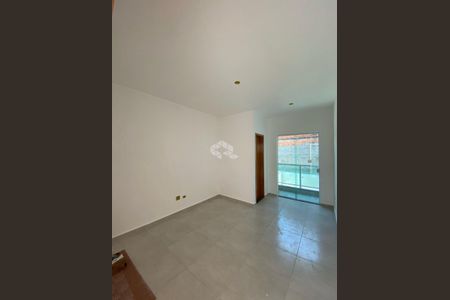 Casa à venda com 2 quartos, 108m² em Vila Nhocuné, São Paulo