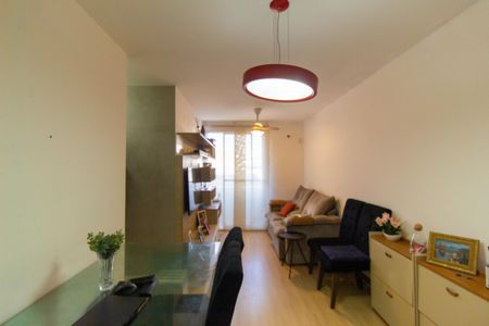 Apartamento para alugar com 67m², 3 quartos e sem vaga