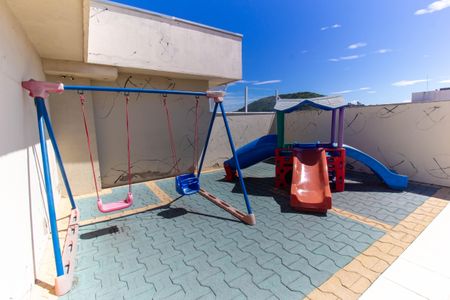 Apartamento para alugar com 67m², 3 quartos e sem vaga