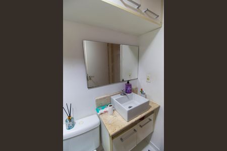 Apartamento para alugar com 67m², 3 quartos e sem vaga