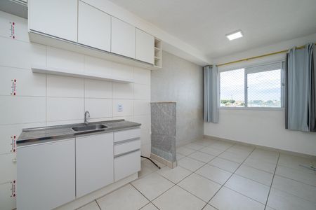 Studio de kitnet/studio para alugar com 1 quarto, 27m² em Jardim Itacolomi, São Paulo
