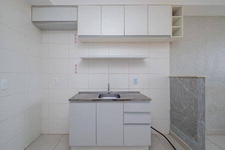 Studio de kitnet/studio para alugar com 1 quarto, 27m² em Jardim Itacolomi, São Paulo