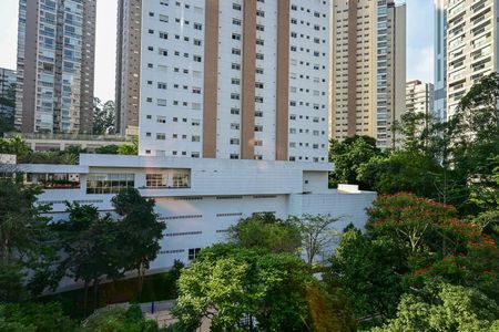 Apartamento à venda com 132m², 3 quartos e 2 vagasVista