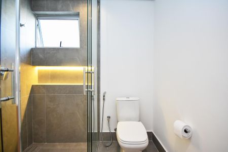 Apartamento para alugar com 165m², 3 quartos e 2 vagasbanheiro