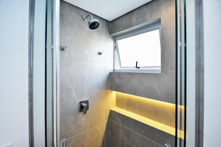 Apartamento para alugar com 165m², 3 quartos e 2 vagasbanheiro