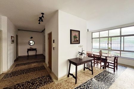 Apartamento para alugar com 165m², 3 quartos e 2 vagashall de entradas