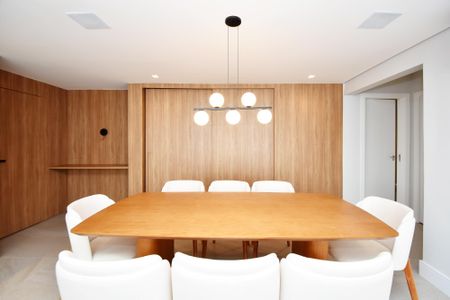 Apartamento para alugar com 165m², 3 quartos e 2 vagassala de jantar