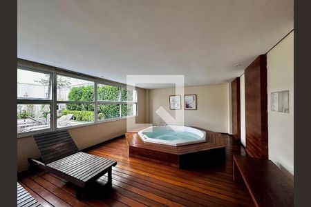 Apartamento à venda com 130m², 4 quartos e 2 vagasArea Comum