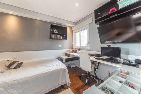 Apartamento à venda com 130m², 4 quartos e 2 vagasQuarto 2