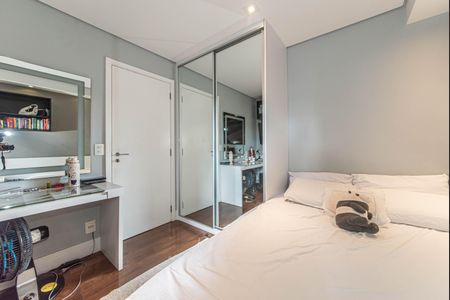 Apartamento à venda com 130m², 4 quartos e 2 vagasQuarto 2