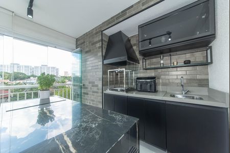 Apartamento à venda com 130m², 4 quartos e 2 vagasVaranda