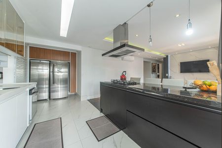 Apartamento à venda com 130m², 4 quartos e 2 vagasCozinha