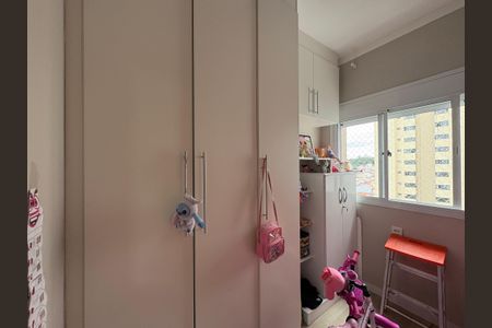 Apartamento à venda com 74m², 3 quartos e 2 vagasQuarto 2