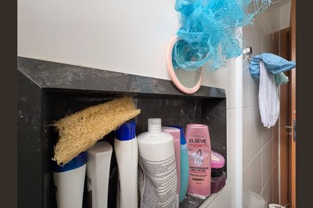 Apartamento à venda com 74m², 3 quartos e 2 vagasBanheiro da Suíte