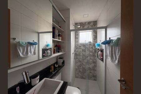 Apartamento à venda com 74m², 3 quartos e 2 vagasBanheiro da Suíte