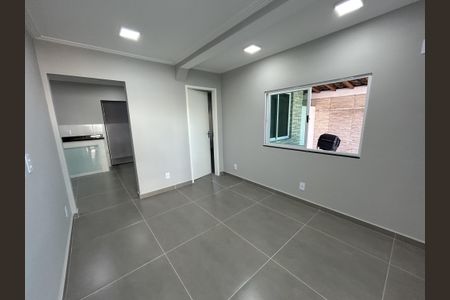 Sala de casa para alugar com 2 quartos, 145m² em Anchieta, Nilópolis