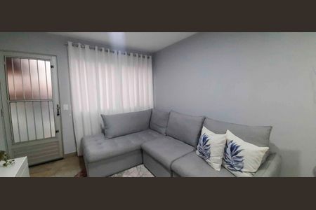 Casa de condomínio à venda com 118m², 2 quartos e 1 vaga