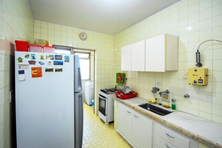 Apartamento à venda com 120m², 2 quartos e 1 vaga Apartamento à venda com 120m², 2 quartos e 1 vagacozinha