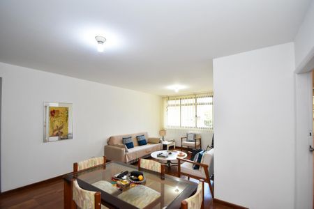 Apartamento à venda com 120m², 2 quartos e 1 vaga Apartamento à venda com 120m², 2 quartos e 1 vagasala de jantar