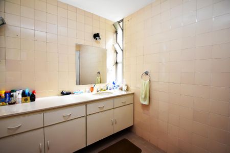 Apartamento à venda com 120m², 2 quartos e 1 vaga Apartamento à venda com 120m², 2 quartos e 1 vagabanheiro