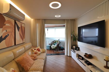 Apartamento à venda com 130m², 3 quartos e 3 vagasSala 