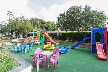 Apartamento à venda com 130m², 3 quartos e 3 vagasÁrea comum - Playground