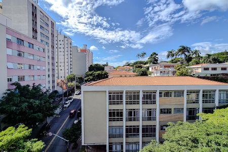 Apartamento à venda com 90m², 2 quartos e sem vaga Apartamento à venda com 90m², 2 quartos e sem vagaVista do Quarto 2