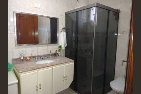 Casa para alugar com 500m², 3 quartos e 6 vagasBanheiro 2