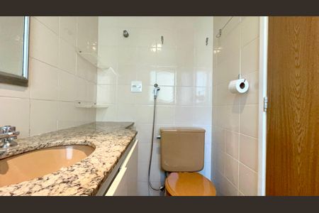 Apartamento à venda com 45m², 1 quarto e 1 vaga Apartamento à venda com 45m², 1 quarto e 1 vagaBanheiro da Suíte