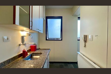 Apartamento à venda com 45m², 1 quarto e 1 vaga Apartamento à venda com 45m², 1 quarto e 1 vagaCozinha