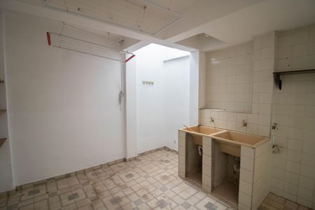 Casa de condomínio para alugar com 78m², 3 quartos e 1 vagaÁREA DE SERVIÇO